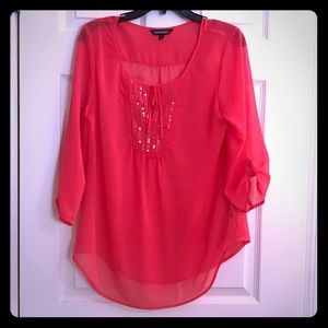 Express Size Medium Lightweight Blouse
